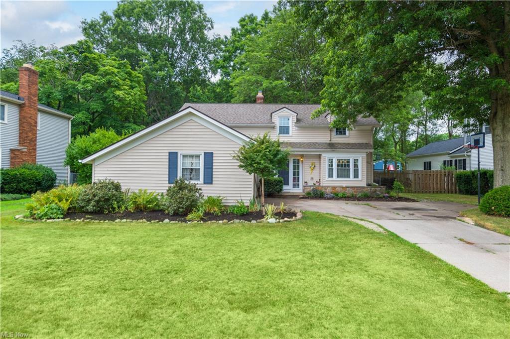 2000 Berkeley Dr, Westlake