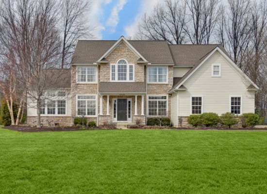 32130 Ventanas Circle, Avon Lake, Ohio 44012