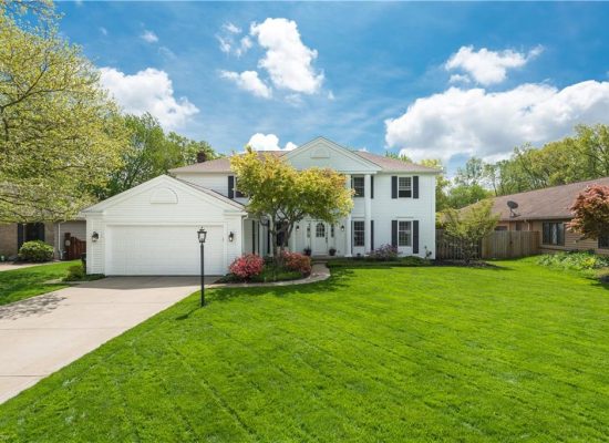 3327 Balsam Dr, Westlake