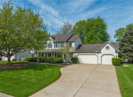 388 Avon Point Ave, Avon Lake